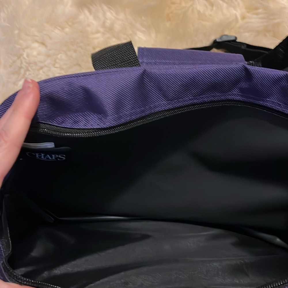 NWOT purple Chaps travel bag - Picture 4 of 5